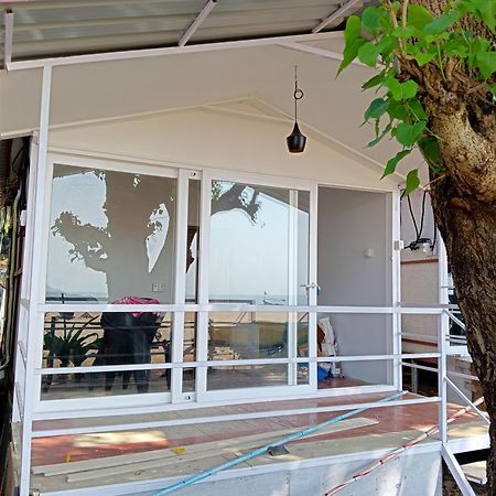 Riya Cottages And Beach Huts อากอนดา ภายนอก รูปภาพ
